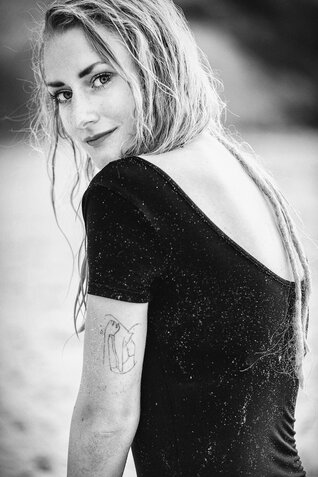 Children of the sun | Anna