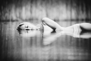 Children of the sun | Anna